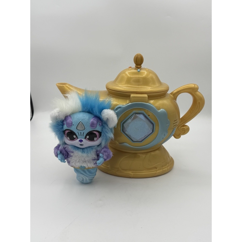 Magic Mixies Magic Genie Lamp w/ Interactive 8" Rainbow Plush–Lights & Sounds